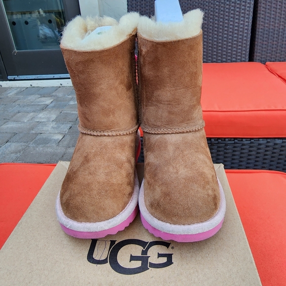 Toddler UGG Bailey Bow 11 - Picture 2 of 5